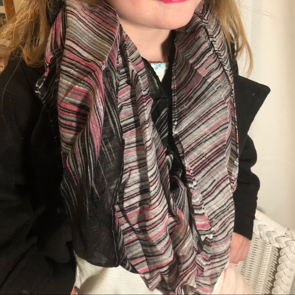 Accessories - Infinity scarf